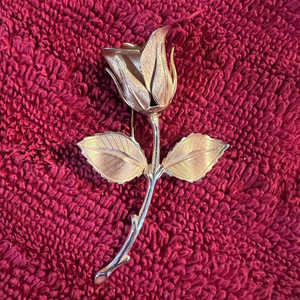 Gold Rose Brooch Pin